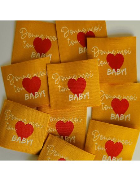 Lot de 5 étiquettes tissées à coudre Donne moi ton coeur baby - Safran