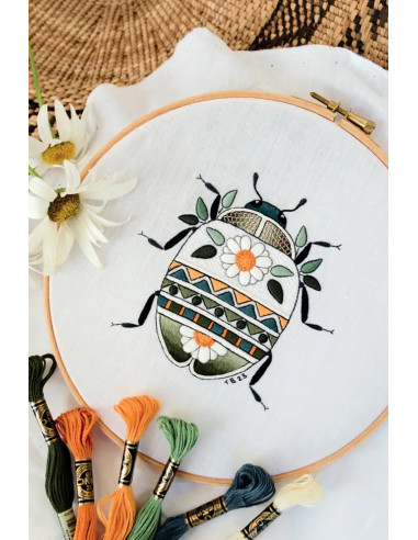 Livre introduction à la broderie blanche