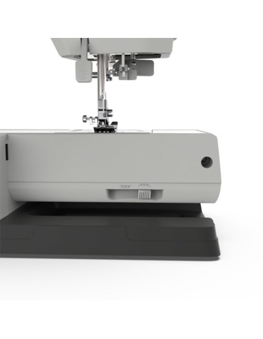 Machine à coudre Necchi Q132A