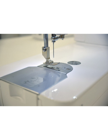 Machine à coudre Janome HD-9 Professional