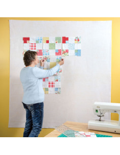 Center Stage Design Wall 182 cm x 182 cm 2
