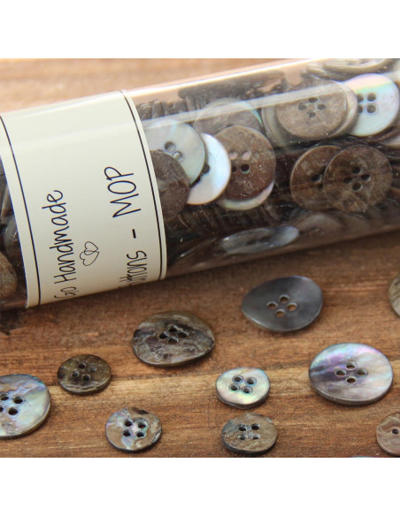 Set de 8 boutons 4 trous nacre 15 mm - Noir