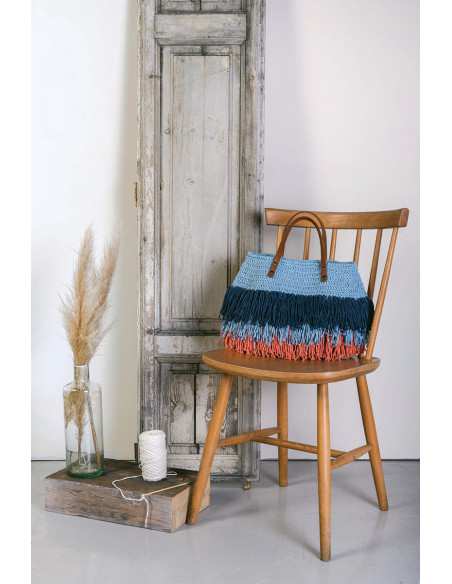 Catalogue Nova Vita 4 DMC - 16 projets sacs et accessoires
