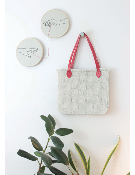 Catalogue Nova Vita 4 DMC - 16 projets sacs et accessoires
