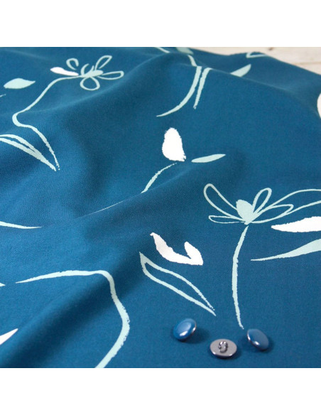 Tissu sergé de viscose Bloom bleu pétrole - Églantine & Zoé