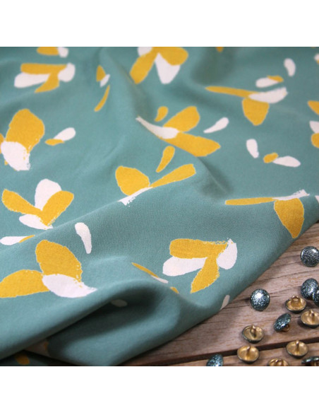 Tissu popeline de viscose Pétali vert sauge - Églantine & Zoé