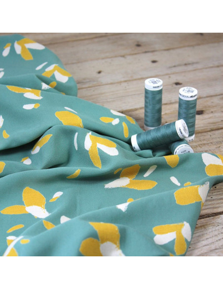Tissu popeline de viscose Pétali vert sauge - Églantine & Zoé