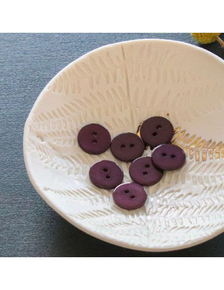 Bouton nacre plat 2 trous - Violet