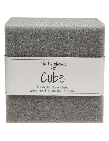Cube de mousse pour jouets d´éveil  10 cm x 10 cm