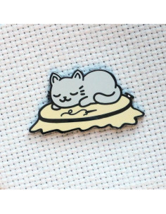 Porte-aiguilles aimanté - Chat qui fait la sieste 2