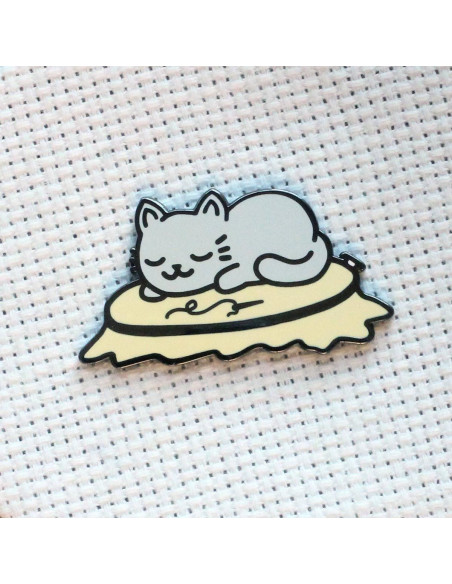 Porte-aiguilles aimanté - Chat qui fait la sieste