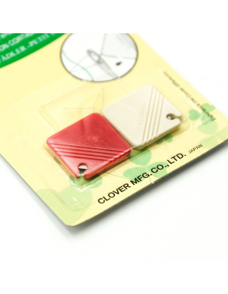 Set de 2 enfiles-aiguilles avec coupe-fils intégrés Clover