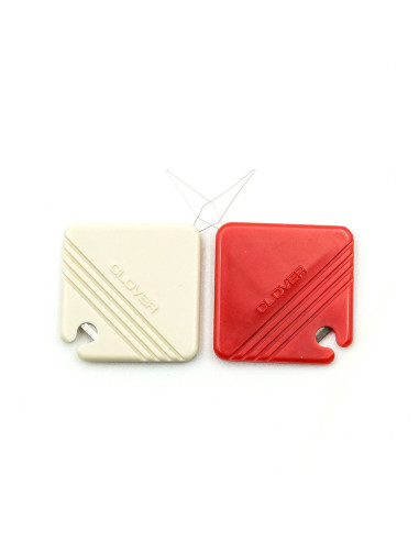 Set de 2 enfiles-aiguilles avec coupe-fils intégrés Clover