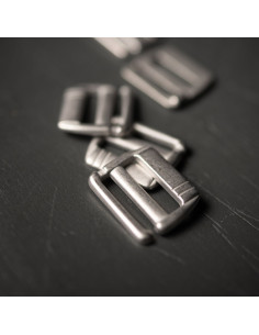 Boucle de réglage métal en G nickel mat Merchant & Mills 25 mm