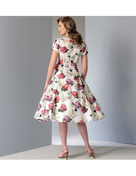 Patron de robe et ceinture - Vogue 9106