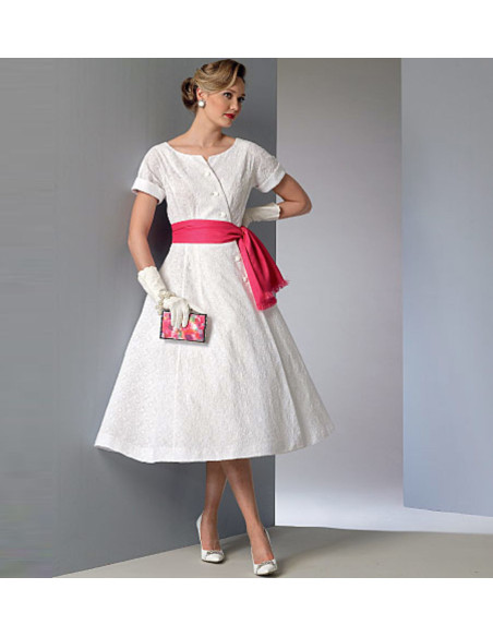 Patron de robe et ceinture - Vogue 9105