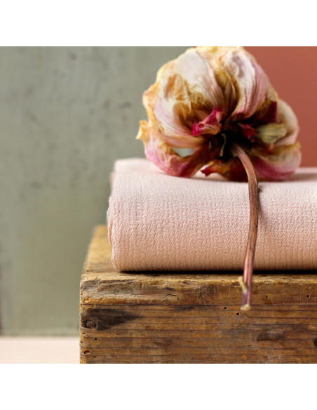Tissu crêpe Marocain de viscose Pétale - La Maison Naïve