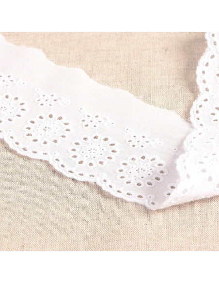 Broderie Anglaise rosaces Célia - Blanc