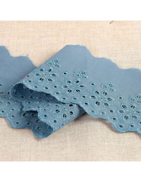 Broderie Anglaise fleurs festonnée Lily - Bleu lavande