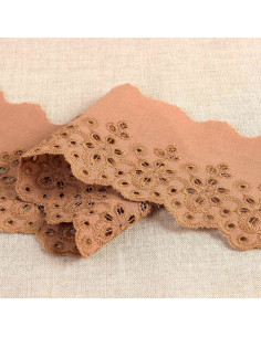 Broderie Anglaise fleurs festonnée Lily - Nougat