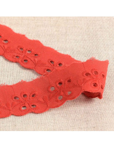 Broderie Anglaise fleurs festonnée Inaya - Rouge