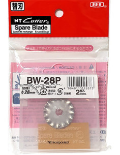 2 lames de rechange festonnées pour cutter rétractable NT Cutter 28 mm