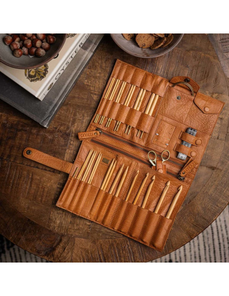 Etui de rangement en cuir pour crochet et aiguilles interchangeables Muud Billie - Whisky