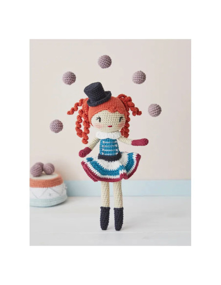 Livre poupées rétro au crochet