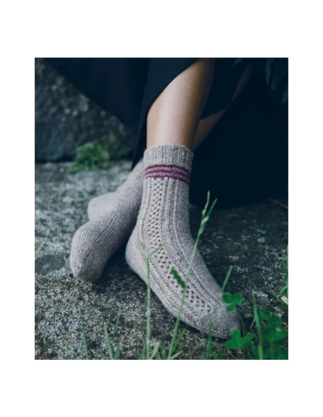 Livre 52 chaussettes à tricoter toute l´année