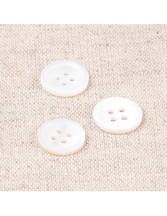 Bouton coquillage 4 trous 11 mm - Blanc