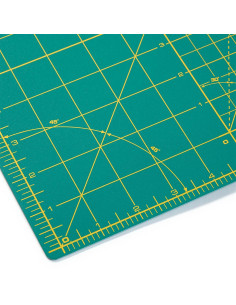 Planche de découpe patchwork Olfa 60 x 90 cm 2