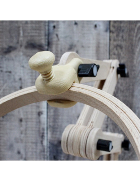 Support réglable sur pied pour tambour à broder