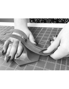 Enfile curseurs pour fermeture à glissière Zipper Jig The Gypsy Quilter 2