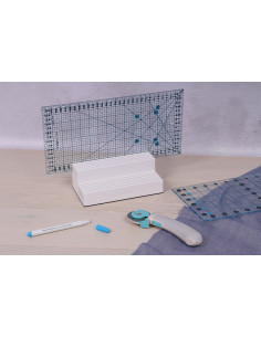 Casier bois blanc avec 10 fentes pour règles patchwork 2