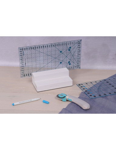 Casier bois blanc avec 10 fentes pour règles patchwork