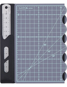 Tapis de découpe pliable Clover avec réglet métal - 18 cm x 29 cm