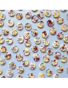 Paquet de 15 boutons en biorésine 15 mm 4 trous - Whimsical 2