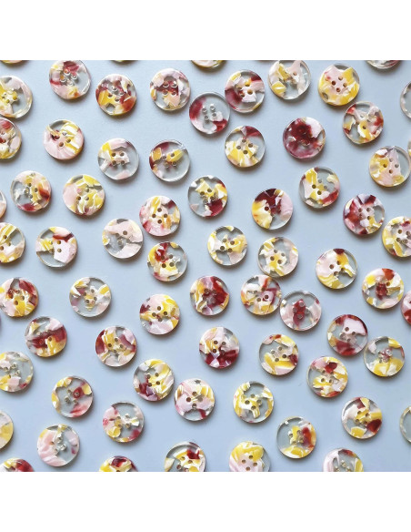 Paquet de 15 boutons en biorésine 15 mm 4 trous - Whimsical