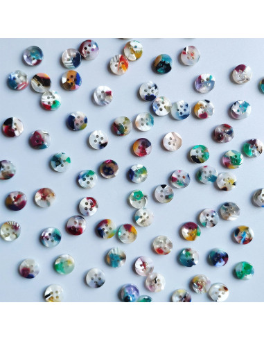 Paquet de 15 boutons en biorésine 10 mm 4 trous - Painterly