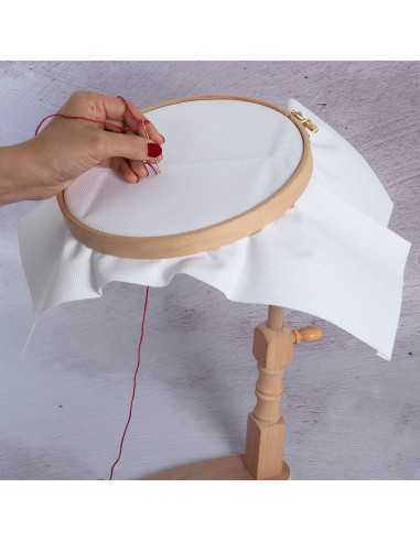 Tambour à broder sous cuisse avec cercle à broder Milward