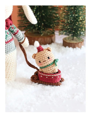 Livre poupées & amigurumis de noël nordique au crochet