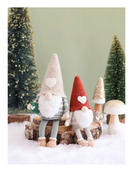 Livre poupées & amigurumis de noël nordique au crochet