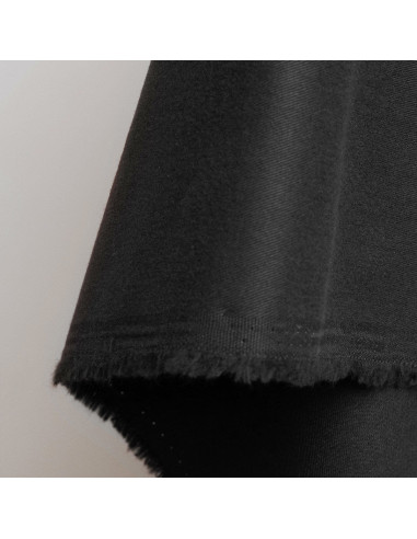 Tissu gabardine de coton light Black - Atelier Brunette