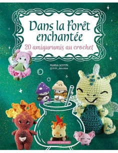 Livre dans la forêt enchantée