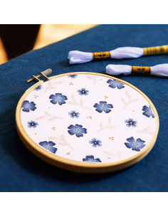 Kit broderie - Fleurs bleues