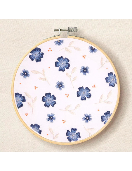 Kit broderie - Fleurs bleues