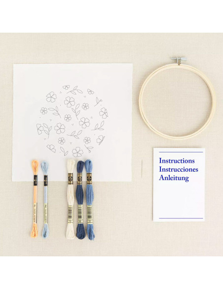 Kit broderie - Fleurs bleues