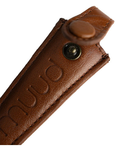 Etui de protection en cuir pour ciseaux à broder Muud Espoo - Rich Brown
