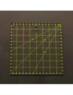 Règle patchwork Bohin 16 x 16 cm 2