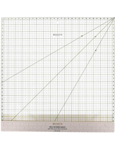 Règle patchwork carrée Bohin 32 x 32 cm